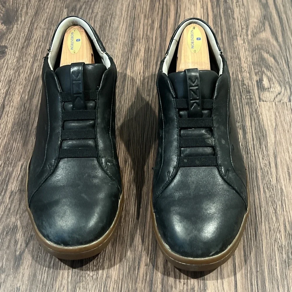 Kizik New York Hands Free Leather Sneaker EUC Men size 11.5 READ